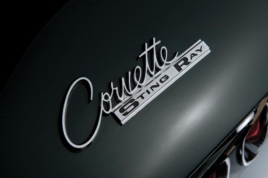  Chevrolet Corvette 327/300 Roadster 1965 года  (фото 5 из 8)